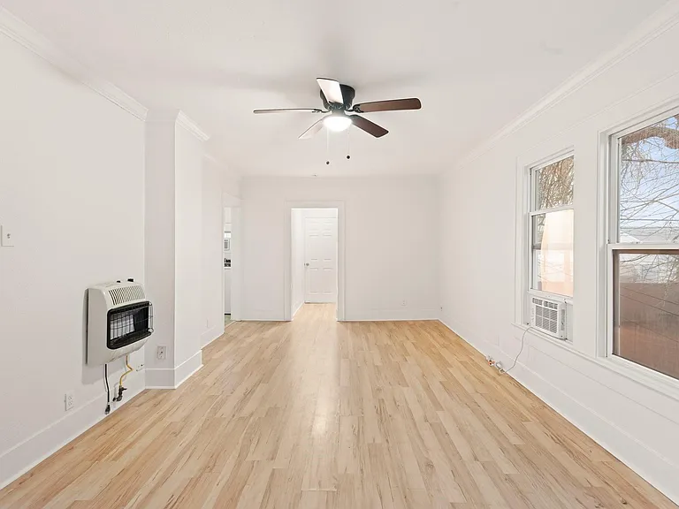 4728 Avenue R 1/2 — Photo 5