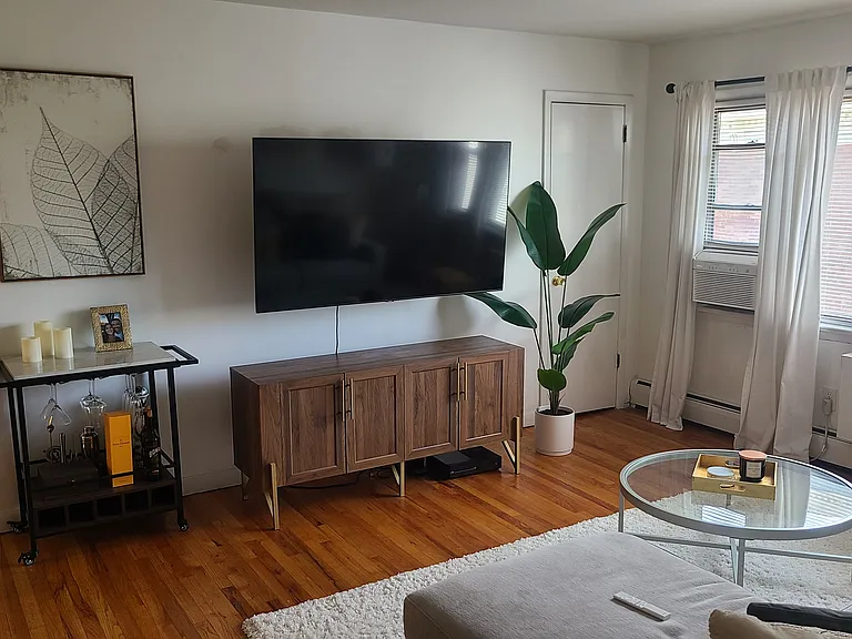 404 Hackensack St #1F — Photo 12