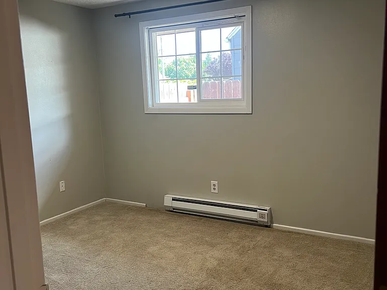 925 SW Birch St — Photo 8