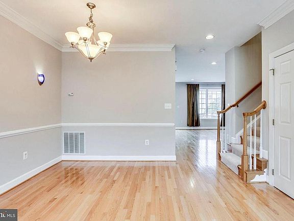 5th image of 151 Herndon Mill Cir