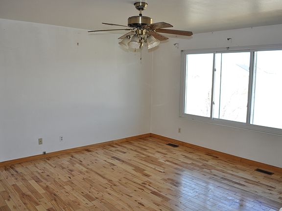 2nd image of 1259 W Raintree Dr