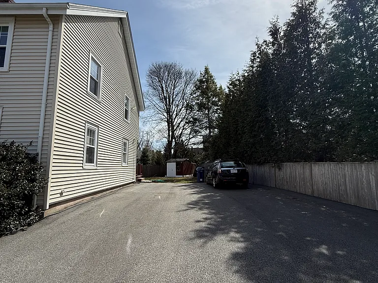 18 Pine St #1 — Photo 27