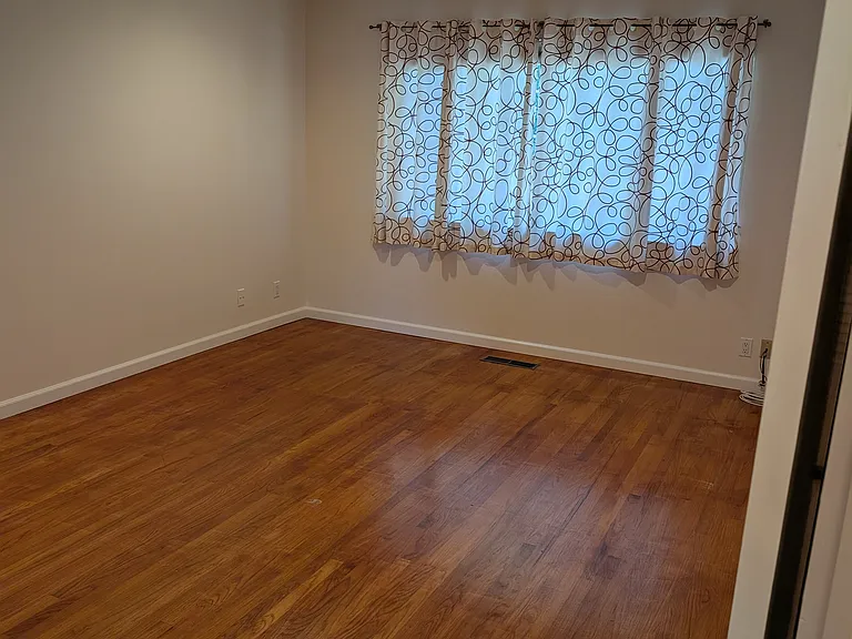 1021 Reed Ave — Photo 7