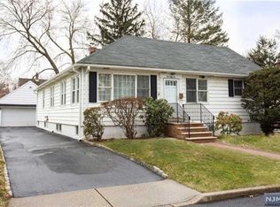 452 Elizabeth St, New Milford, NJ 07646