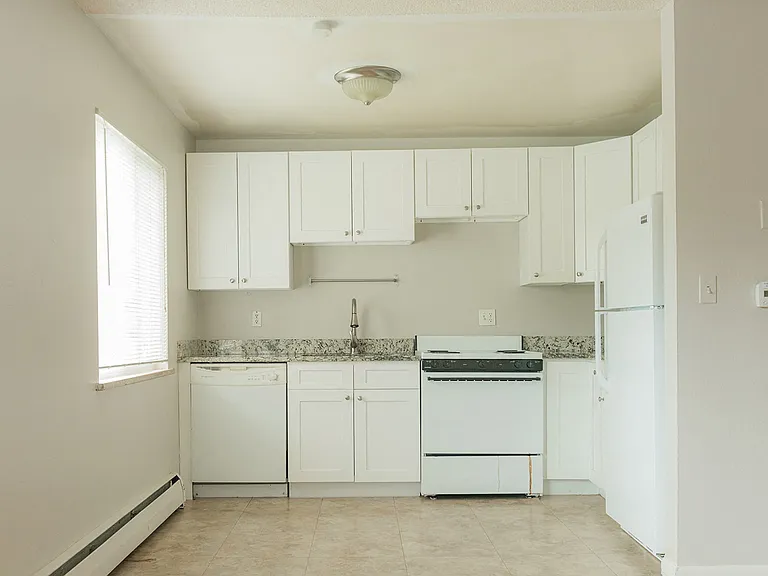 3220 Madison Ave — Photo 33