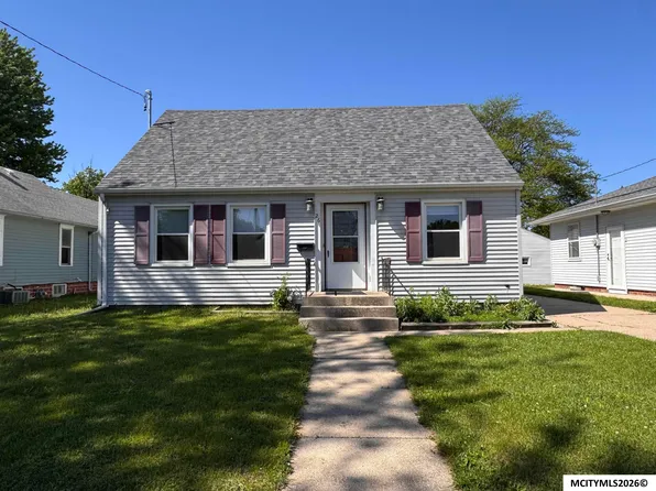 26 20th St SE, Mason City, IA 50401