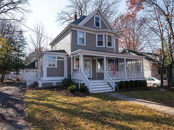 2nd image of 447 Elmwood Ave