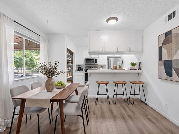 2nd image of 2032 Benita Dr Unit 1
