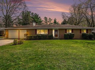 16112 Ireland Rd, Mishawaka, IN 46544