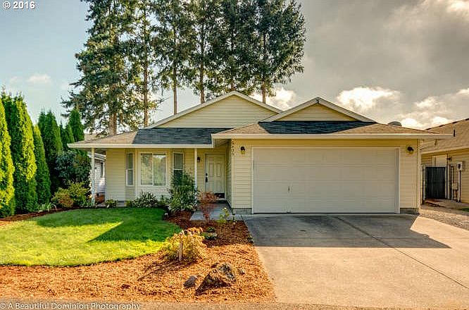 1st image of 6405 NE 77th Pl