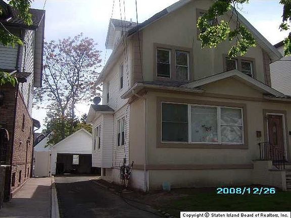 4th image of 140 Otis Ave
