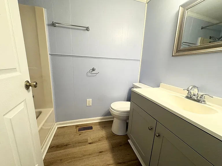 116 Cooper Rd — Photo 8