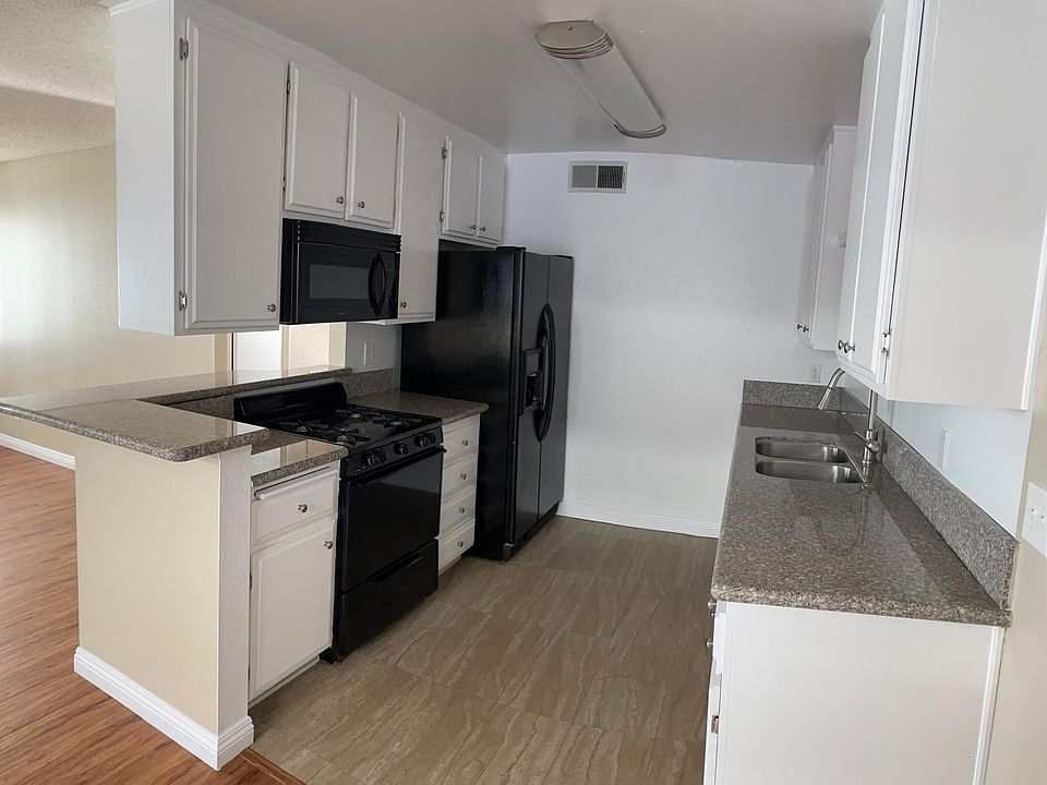 1st image of 1243 Stanley Ave APT 210