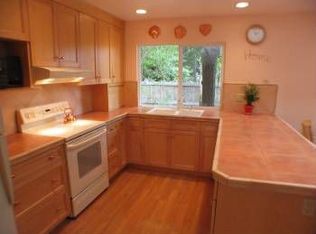 1078 Agnes Ct, Santa Rosa, CA 95401