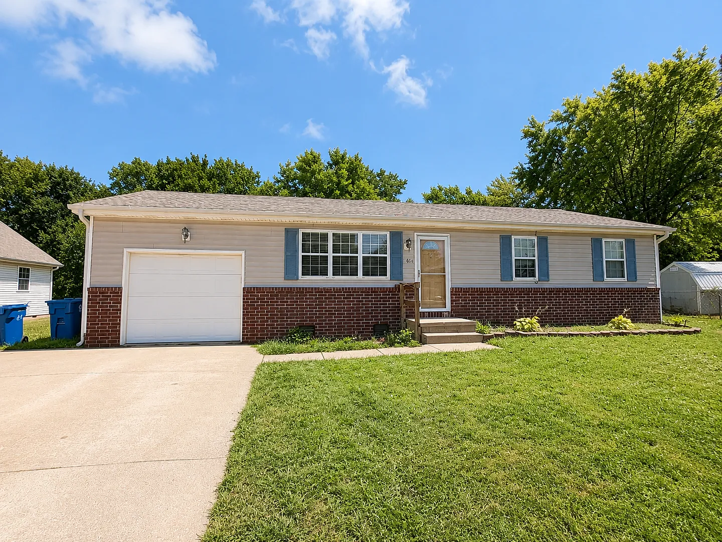 3 Bedroom 2 bath in Carl Junction — Photo 1