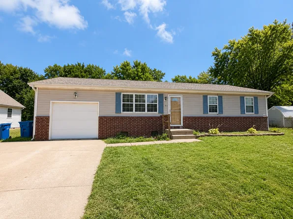 307 Summit St, Carl Junction, MO 64834