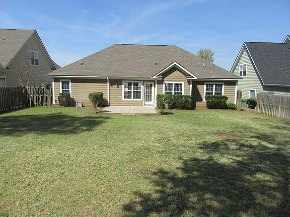 3rd image of 759 Herrington Dr