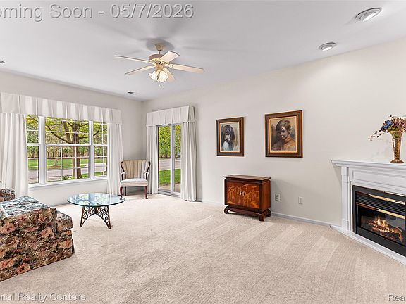 5th image of 1637 Deepwood Cir