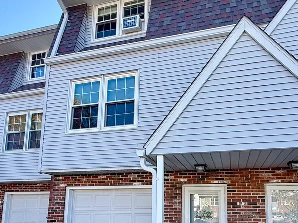 240 Burlington Avenue #22, Bristol, CT 06010