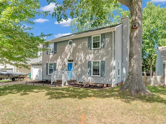 2nd image of 927 Jouett Drive