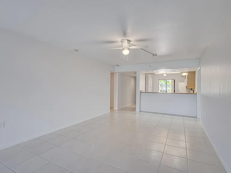 901 Seafarer Cir #104 — Photo 6