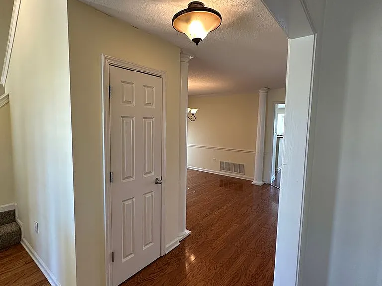 2525 Baird Dr — Photo 11