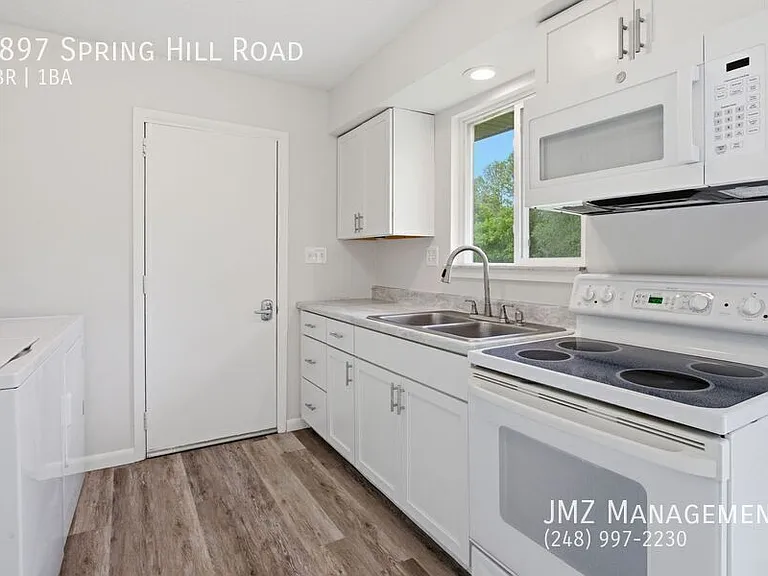 2897 Spring Hill Dr — Photo 20