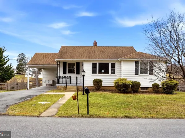 6304 W Hemlock Dr, Sykesville, MD 21784