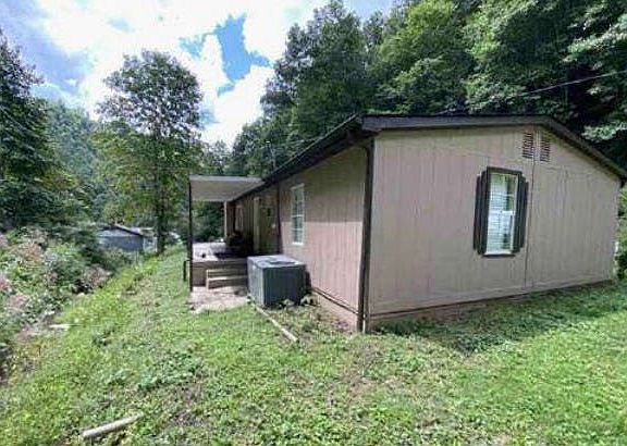 4th image of 1128 Dry Tripe Rd