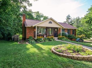 5795 Red Oak Dr, Fairfield, OH 45014