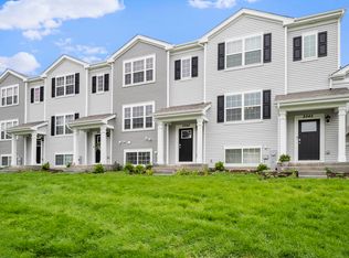 2475 Bella Dr, Hampshire, IL 60140