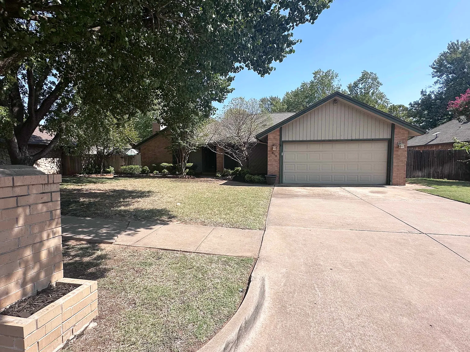 3 bed, 1663 sqft, $1,800 — Photo 2
