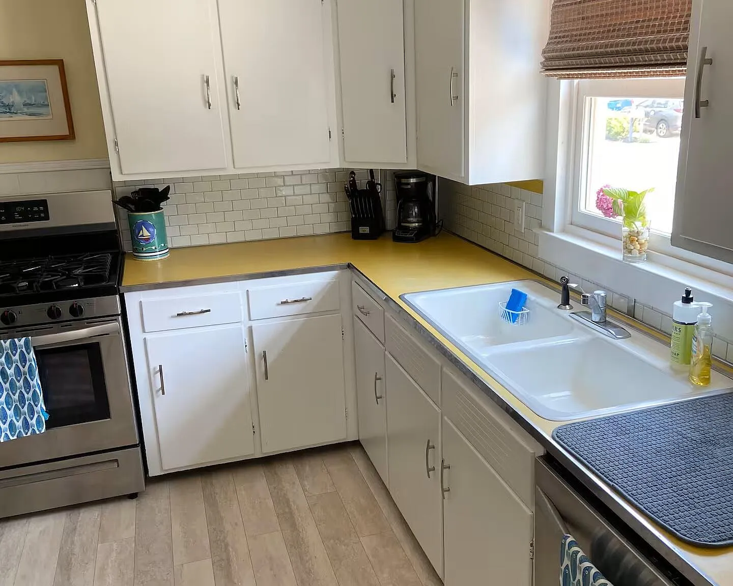 3 bed, 2468 sqft, $2,500 — Photo 4