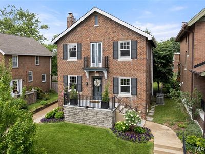 3833 Castleman Ave, Saint Louis, MO, 63110