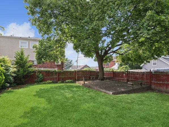 50-06 Marathon Parkway image 16 of 16