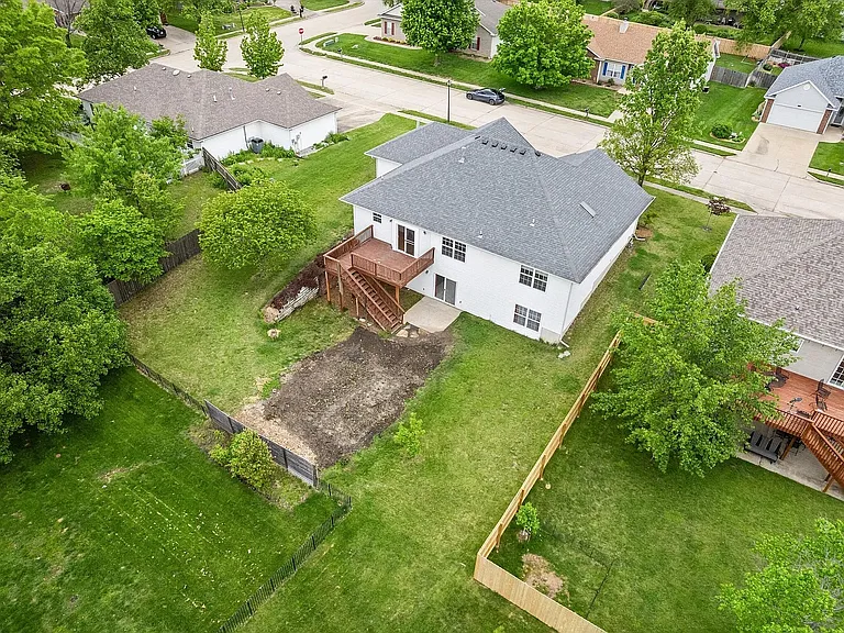 4200 Cedar Crest Ln — Photo 30