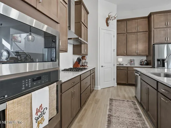 12080 GENERATIONS Avenue, Jacksonville, FL 32224