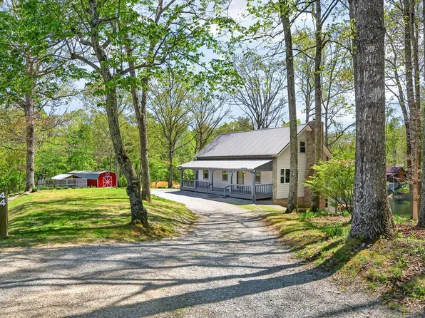 44 Triple R Ln, Crossville, TN 38571