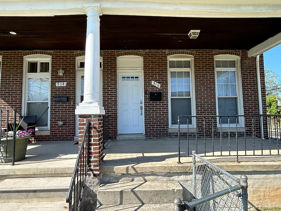 516 Woodbourne Ave