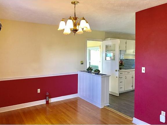 5th image of 2374 Inglewood Dr