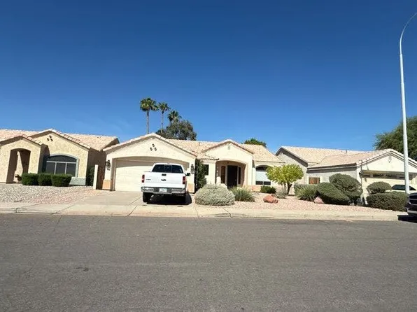 580 S Pineview Dr, Chandler, AZ 85226