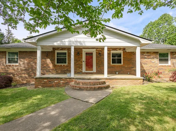 8205 Cricket Rd, Powell, TN 37849