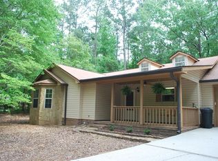 477 Ginn Lake Rd, Ellerslie, GA 31807