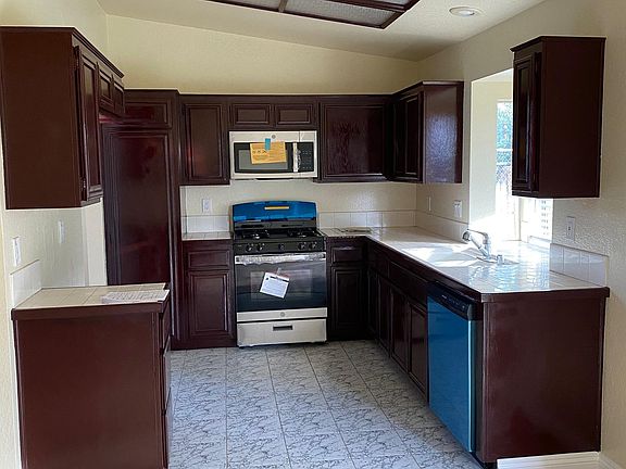 2nd image of 19237 Henshaw Ct