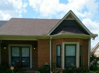 1968 E Brownstone Ct SW, Decatur, AL 35603