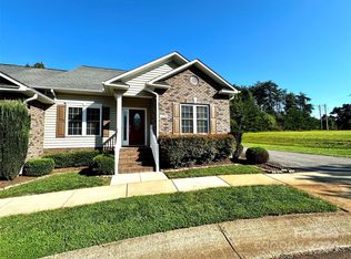 4158 Pickering Dr #1, Hickory, NC 28602