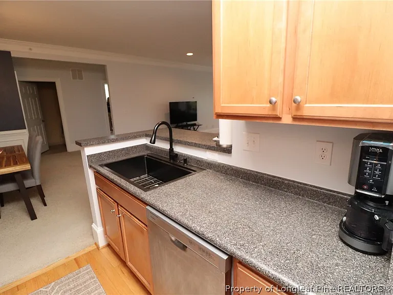 933 Portstewart Dr — Photo 13