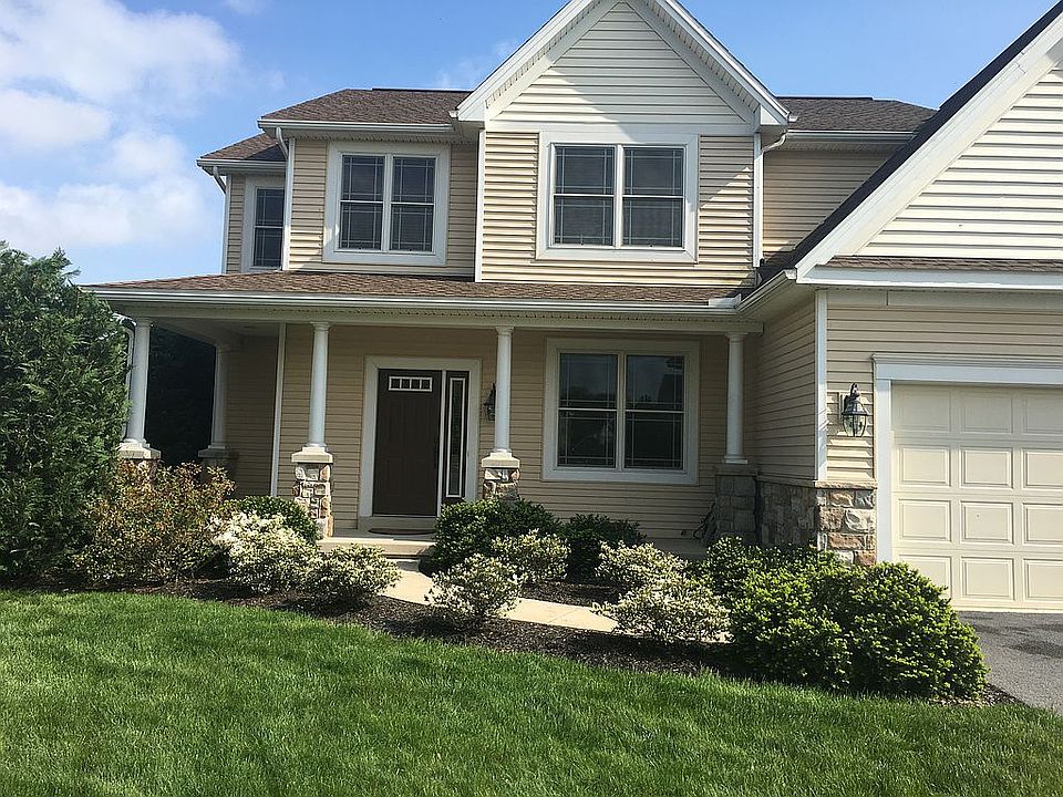 2nd image of 1332 Sagamore Ct