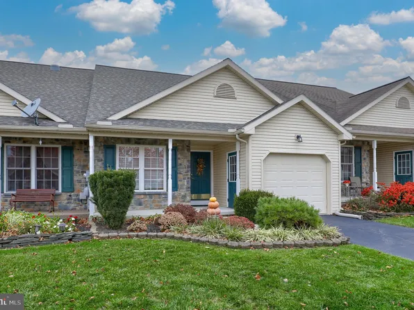 427 Thrush Dr, Manheim, PA 17545