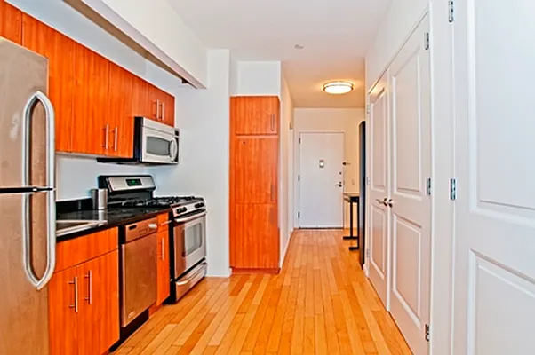 Rented by New York Residence | media 30